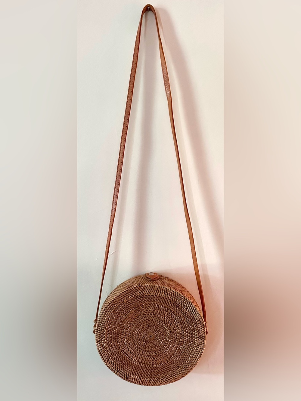 Nantucket Round Woven Crossbody Bag in Brown